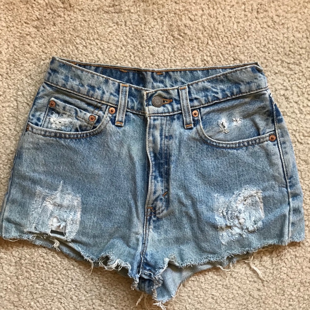 levis 560 highwaist shorts